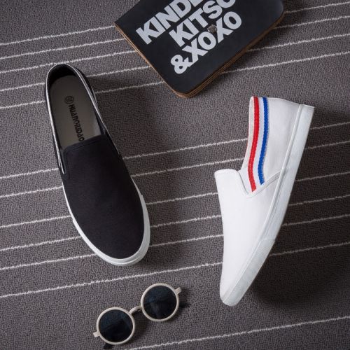 baskets homme jeunesse, 18-40 ans, pour été - semelle caoutchouc Ref 961427