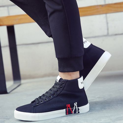 baskets homme , jeunesse, 18-40 ans, pour été - semelle caoutchouc Ref 963182