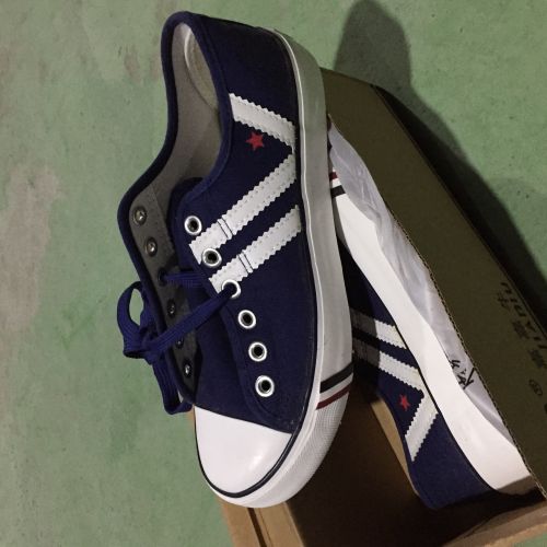 baskets homme jeunesse, 18-40 ans, pour printemps - Ref 963685