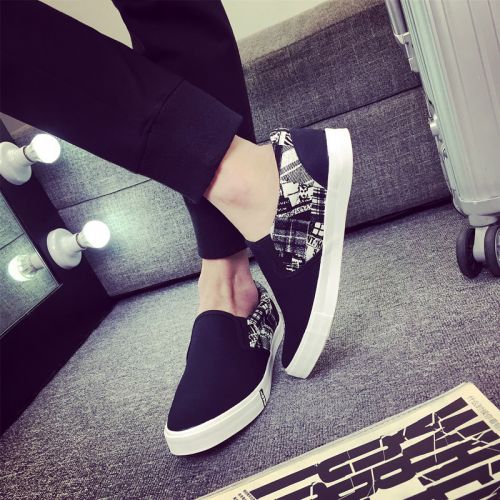 baskets homme jeunesse, 18-40 ans, XINCCI pour printemps - tendance des jeunes Ref 965274
