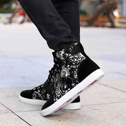 baskets homme pour printemps - semelle caoutchouc Ref 968547