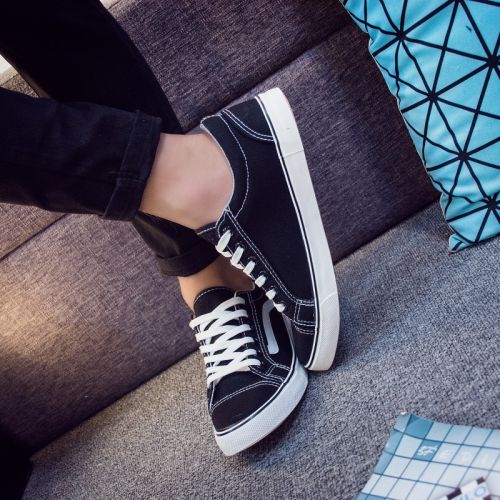 baskets homme pour printemps - semelle caoutchouc Ref 972753