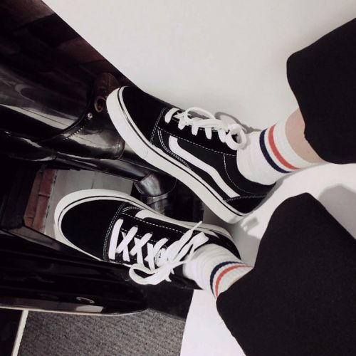 baskets homme jeunesse, 18-40 ans, pour été - loisir semelle caoutchouc Ref 975066