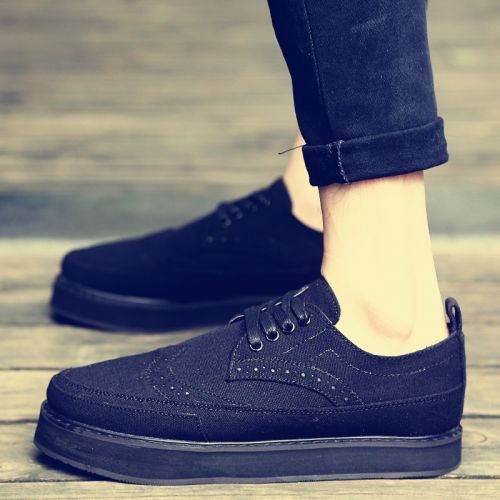 baskets homme jeunesse, 18-40 ans, pour été - tendance des jeunes semelle caoutchouc Ref 976233