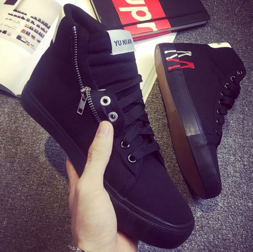 baskets homme jeunesse, 18-40 ans, pour printemps - semelle caoutchouc Ref 977270