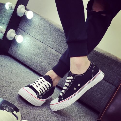 baskets homme , jeunesse, 18-40 ans, pour été - Ref 977730