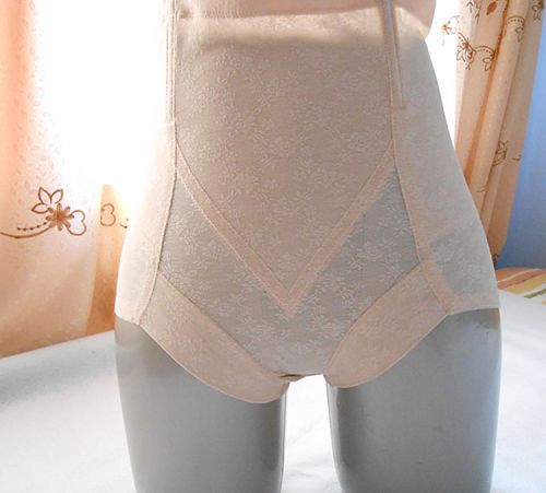 body amincissant en polyester - Ref 685928
