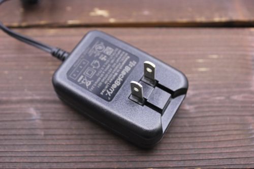 chargeur pour téléphones BLACKBERRY - Ref 1296928