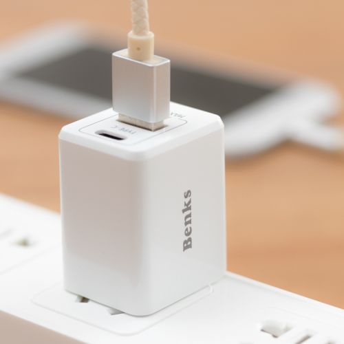 chargeur BENKS - Ref 1300042