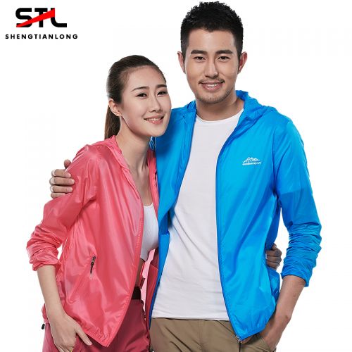 imperméable sport neutre en nylon - Ref 488779