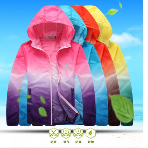 imperméable sport neutre en nylon - Ref 488919