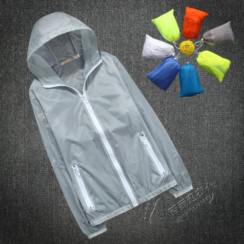 imperméable sport neutre en nylon - Ref 489366