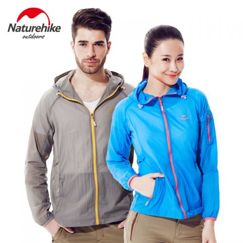 imperméable sport neutre NATUREHIKE en nylon - Ref 489830