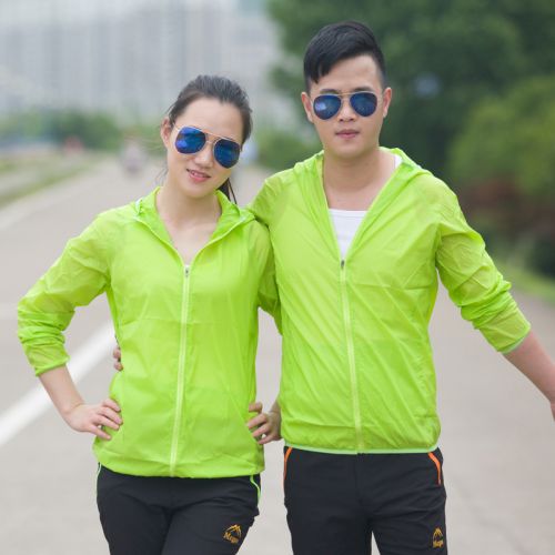 imperméable sport neutre MCGOS en nylon - Ref 492822