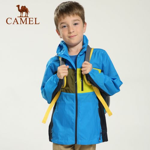 imperméable sport neutre CAMEL en nylon - Ref 498748