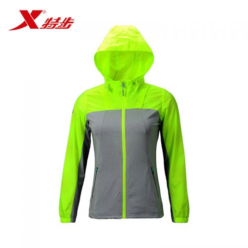 imperméable sport femme XTEP - Ref 499454