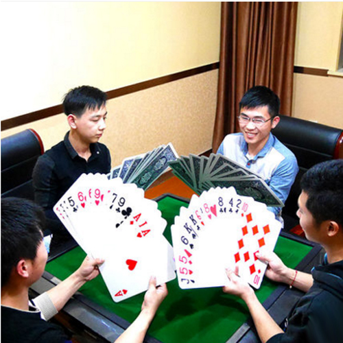 jeu de cartes geant